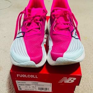 New Balance Rebel Fuel Cell v2 Running Shoes Womens 8